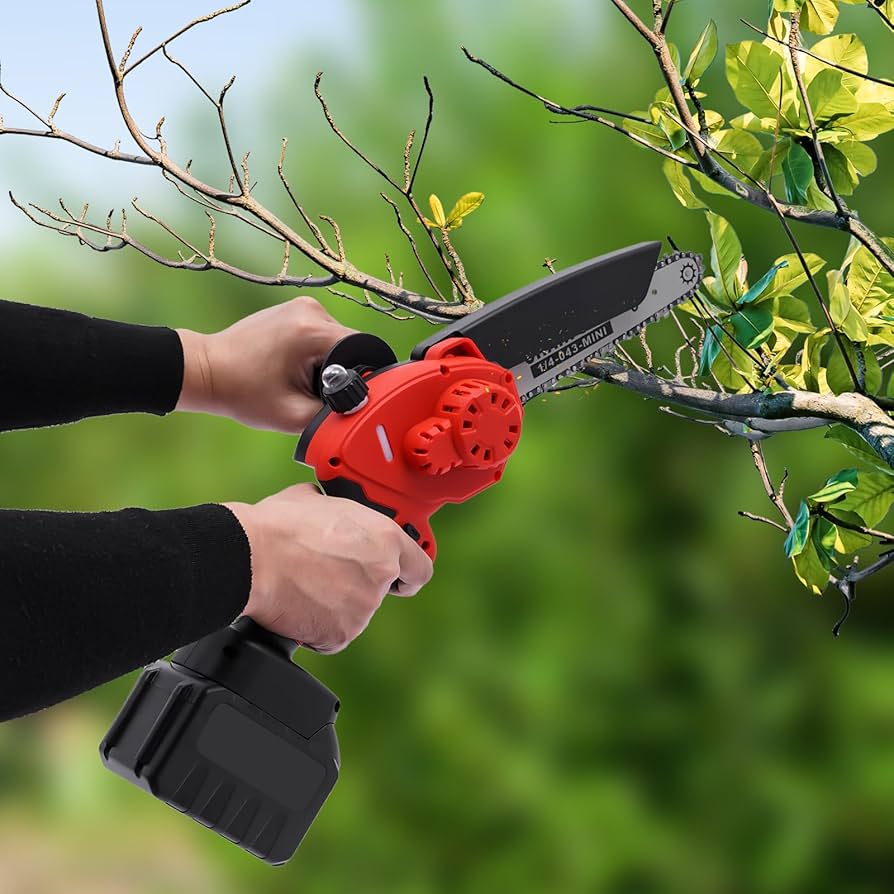 MINI MOTOSIERRA DE MANO INALAMBRICA 1 BATERIAS 48V